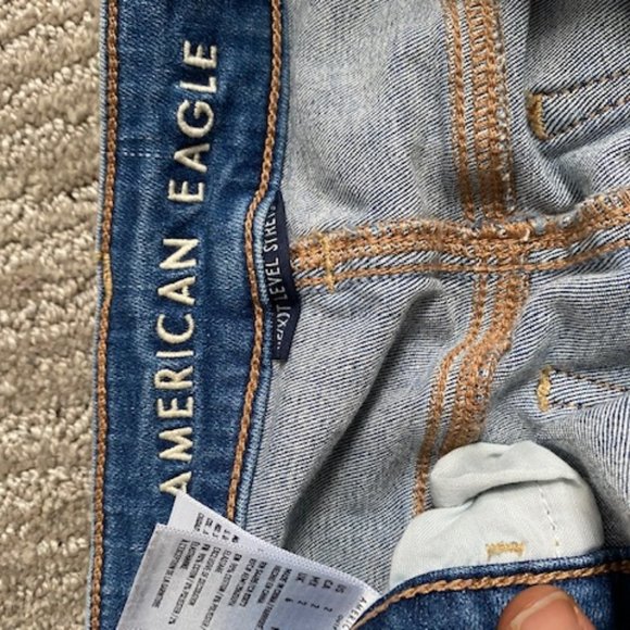 American Eagle size  2 skinny jean - Picture 2 of 2